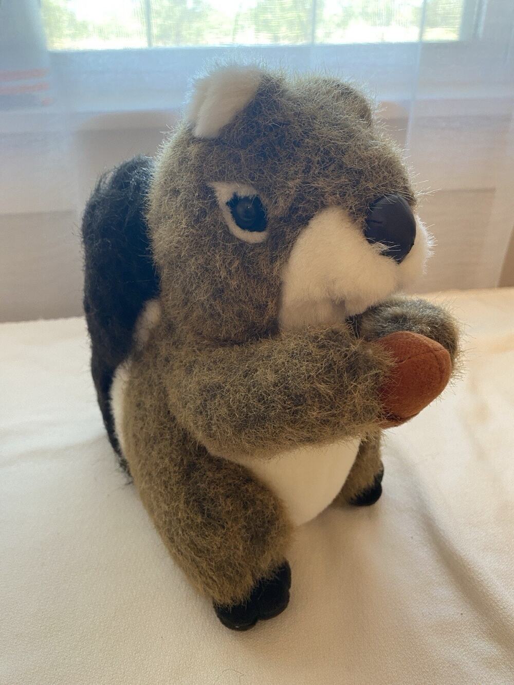 VTG Plush Creations Squirrel ACORN Stuffed Animal Brown White 1993 Realistic